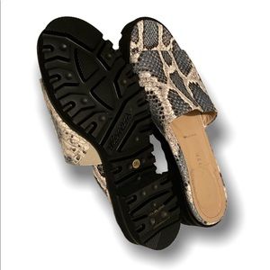 Ron White Carley Python Leather Sandals Slip ons sz 38 Vibram Soles